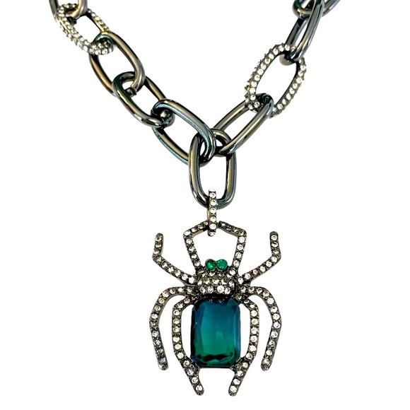 New Betsey Johnson Green Crystal Spider Chain Necklace - Picture 1 of 2